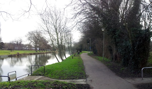 Riverside shared use path leaving Bedford. 